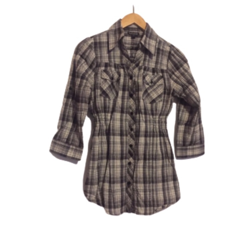 🌟 3 for $23. Medium flannel shirt